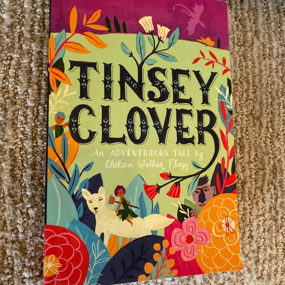 Book Tinsey Clover